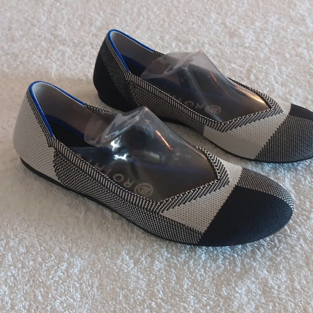 NWOT Rothy's Captoe Ballet Flats - Picture 2 of 16